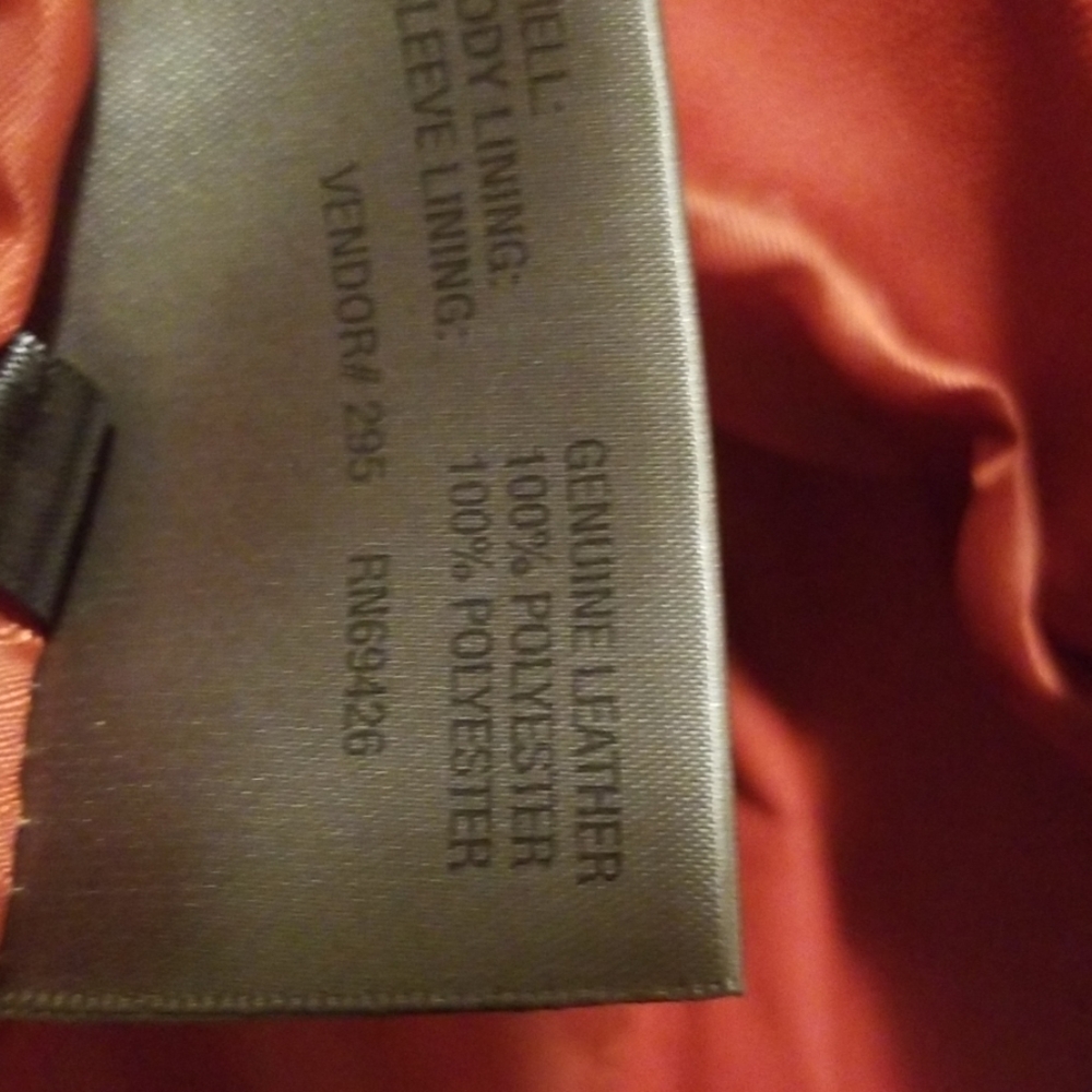 Red leather jacket - Picture 8 of 8